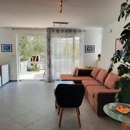 Apartment Mato *